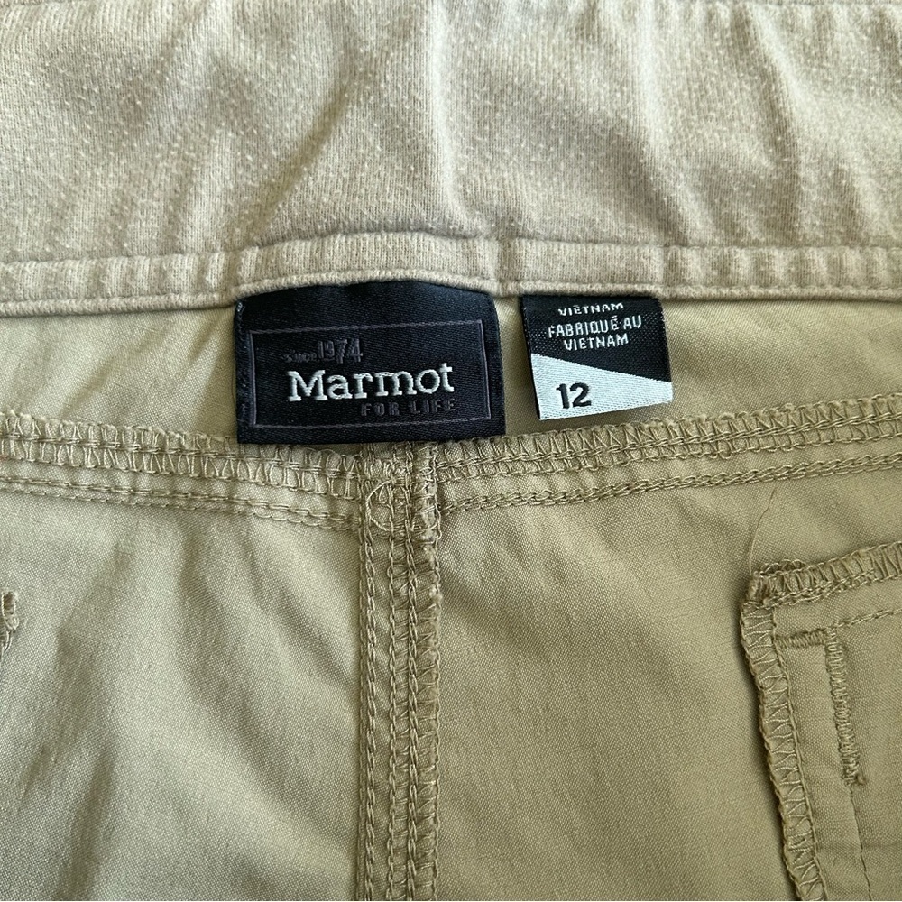 Marmot | Women’s Khaki Shorts - Picture 5 of 8